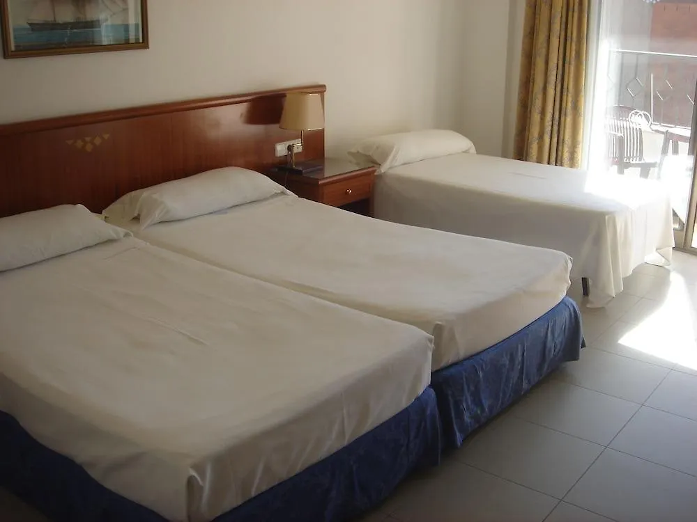 מלון יורט דה מאר Hostal Vila Del Mar