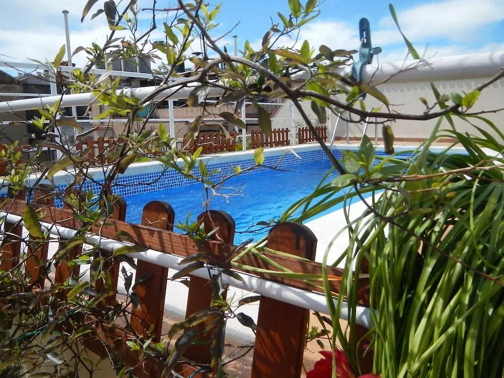יורט דה מאר Hostal Vila Del Mar מלון