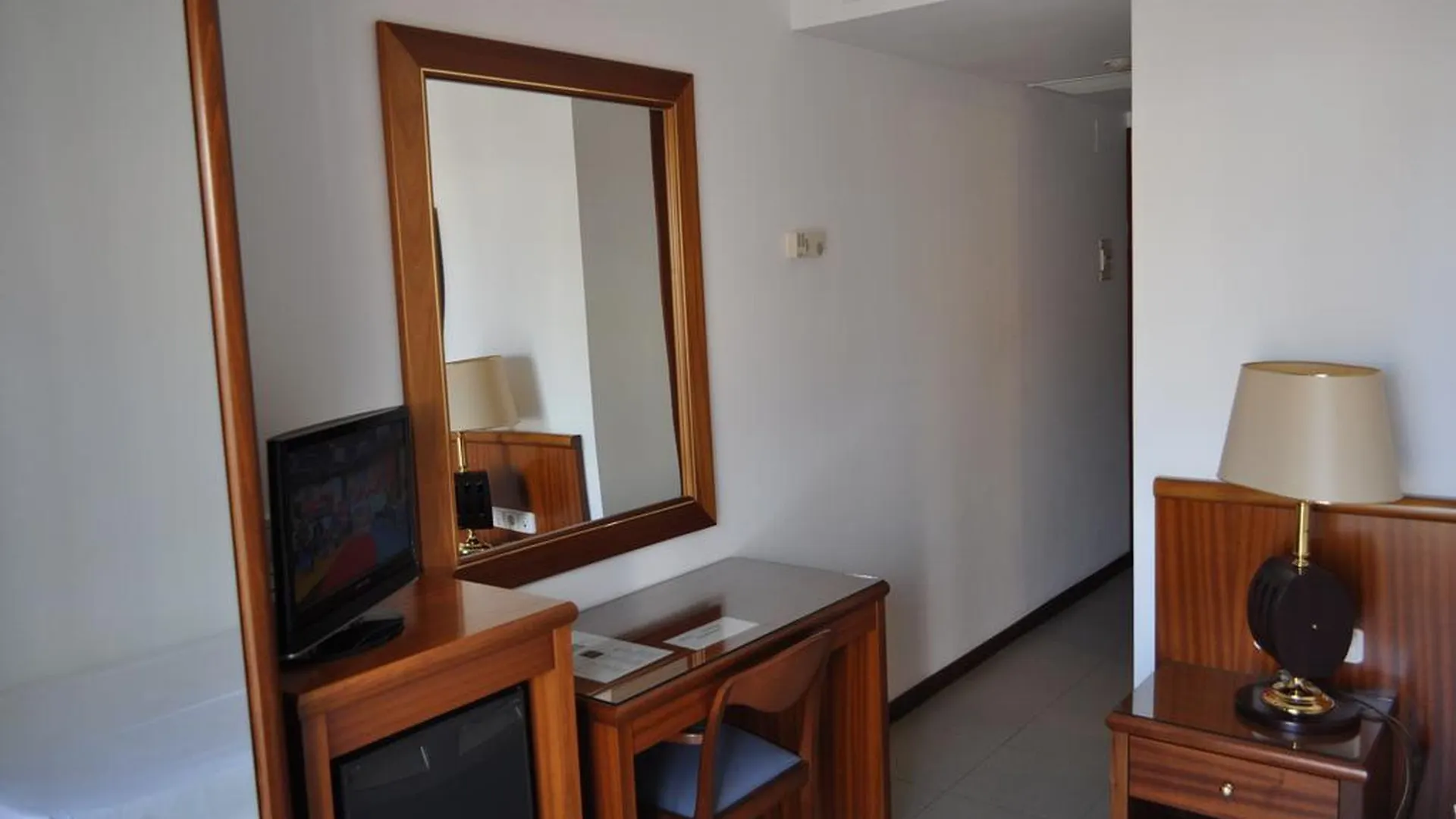 יורט דה מאר Hostal Vila Del Mar מלון יורט דה מאר