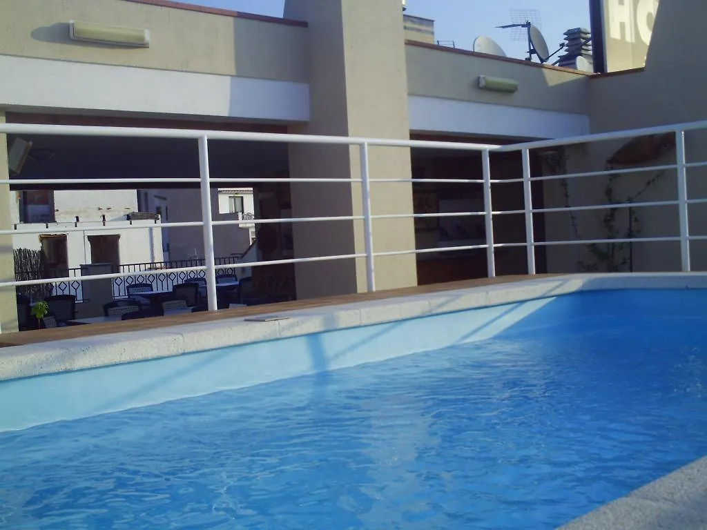 יורט דה מאר Hostal Vila Del Mar ספרד